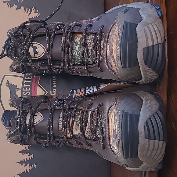 New in box! Irish Setter Red Wing VaprTrek camo leather 8\